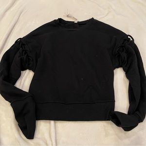 ALO Yoga hook and loop black sweatshirt s